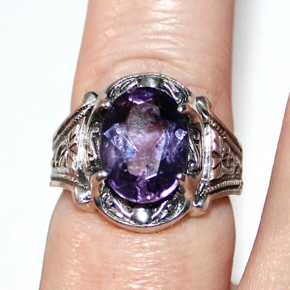 Sterling Silver Ornate Amethyst Ring - Picture 7 of 7